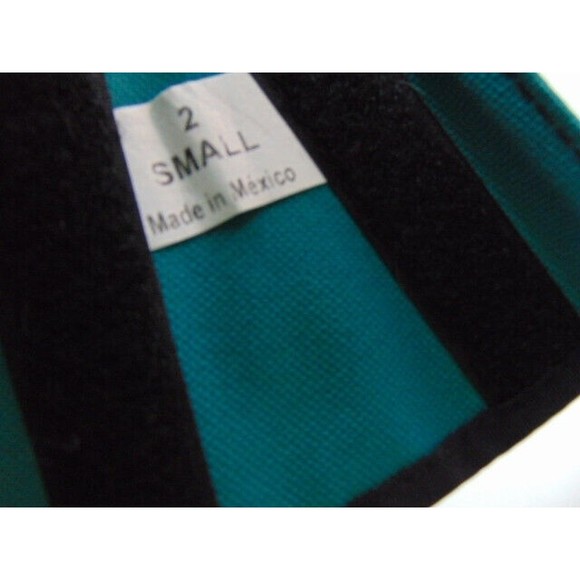 Recovery Cone Collar SMALL  for Dogs and Cats - Use with Pet's Everyday Collar - Picture 3 of 6